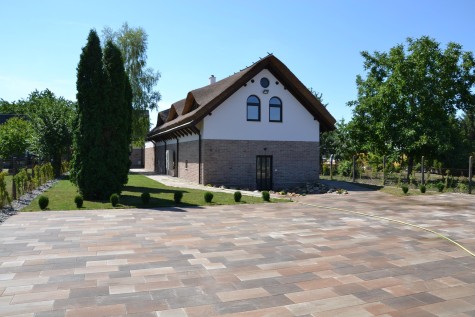 Property Detail