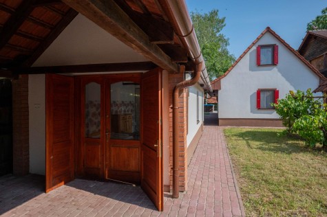 Property Detail